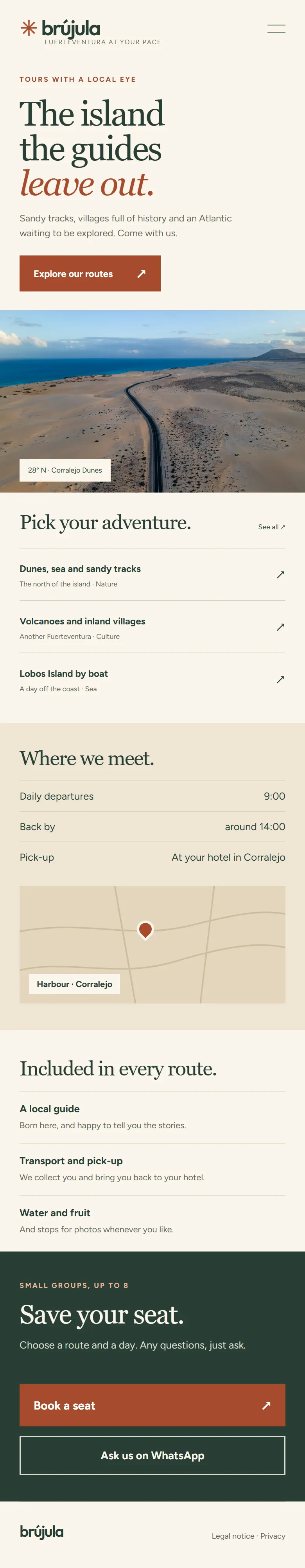 Brújula Tours's website (tours and excursions) on a phone